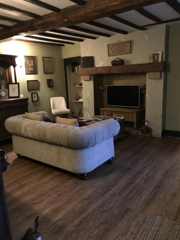 Gratton Grange Farm Bed and Breakfast Elton  Exteriör bild