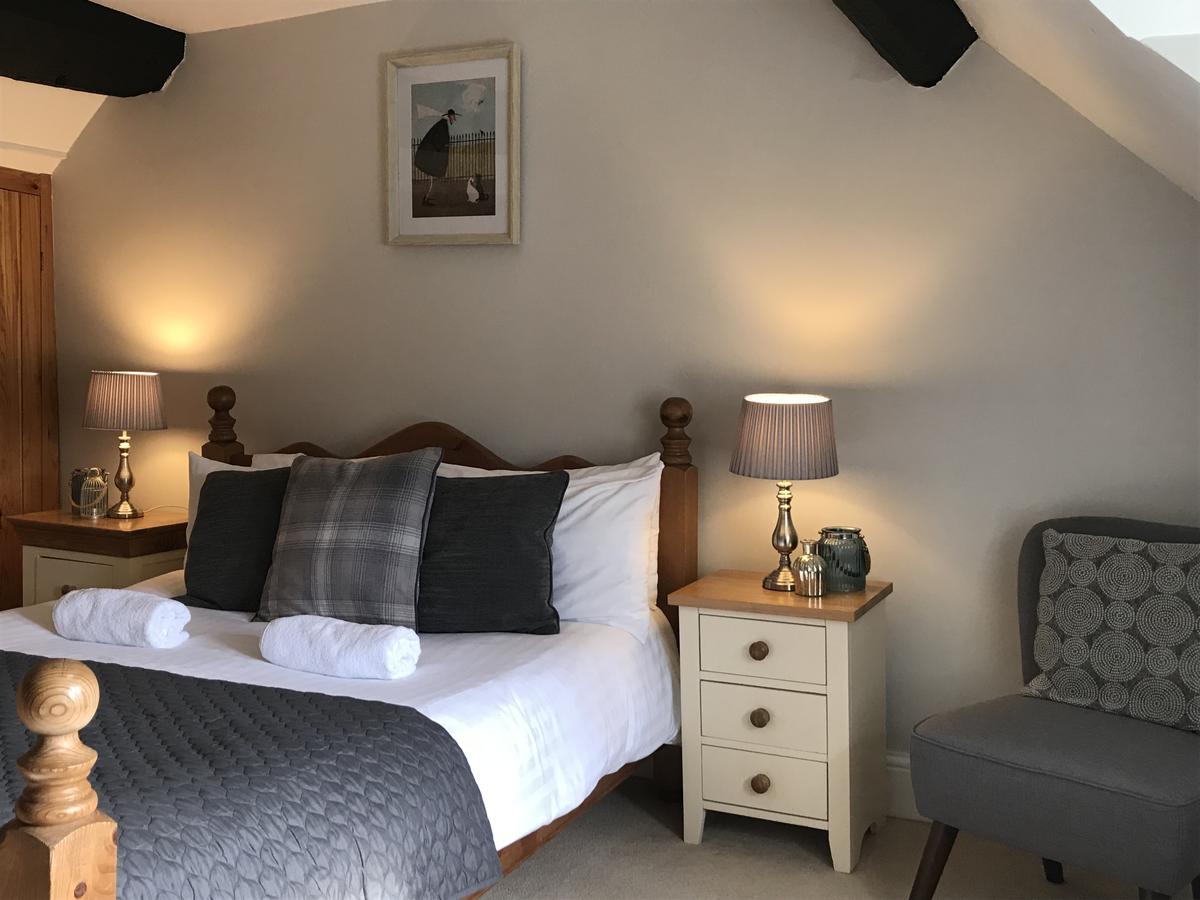 Gratton Grange Farm Bed and Breakfast Elton  Exteriör bild
